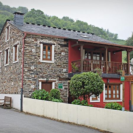 Apartamentos El Llago Boal Buitenkant foto