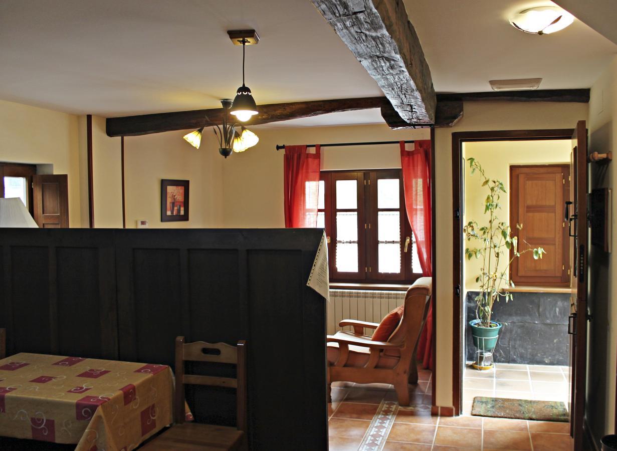 Apartamentos El Llago Boal Buitenkant foto